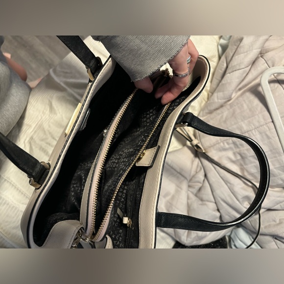 Black and Cream Kate Spade Handbag - Picture 2 of 11